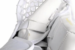 Bauer Vapor Hyperlite2 Senior Goalie Catcher -Bauer Sale Store 1061626 BTH23 GOAL STICKS ELITE SR MTOBLACK catalog front 2d118db7 16d6 4393 b733 70bdb9e63be0